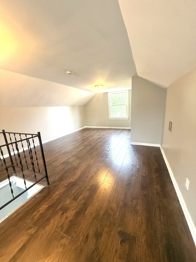 Building Photo - 1131 Wilmont Ct