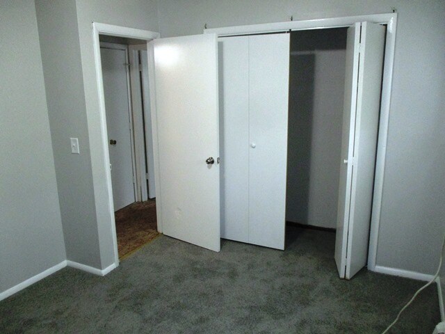 Building Photo - 1500 Ensign Dr