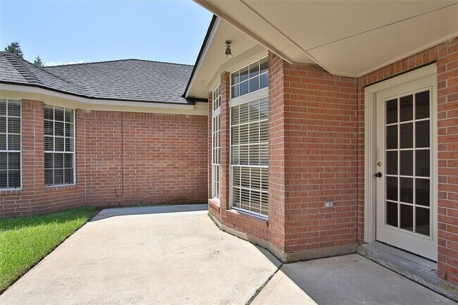 Building Photo - 5522 Island Breeze Dr