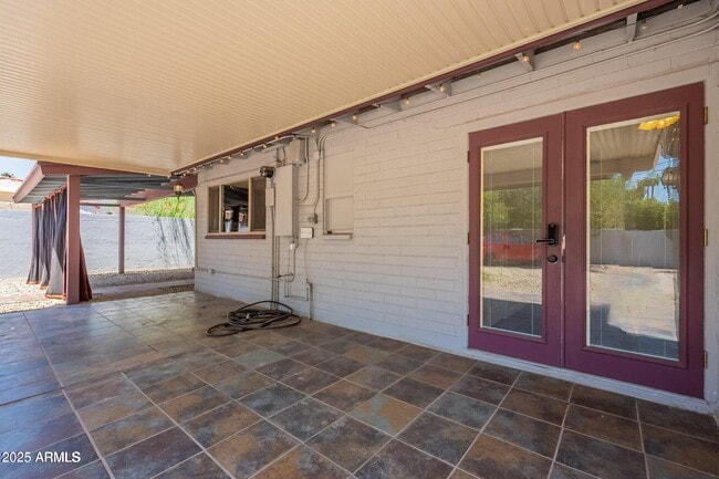 Building Photo - 2214 N 7th Ave