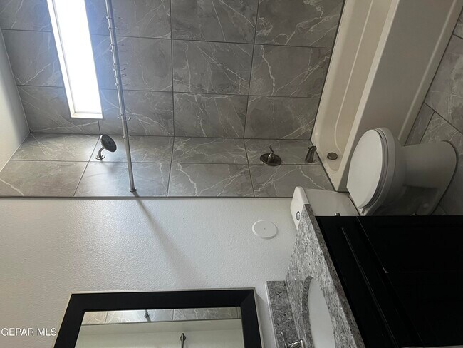 Building Photo - 14937 Pebble Hills Blvd