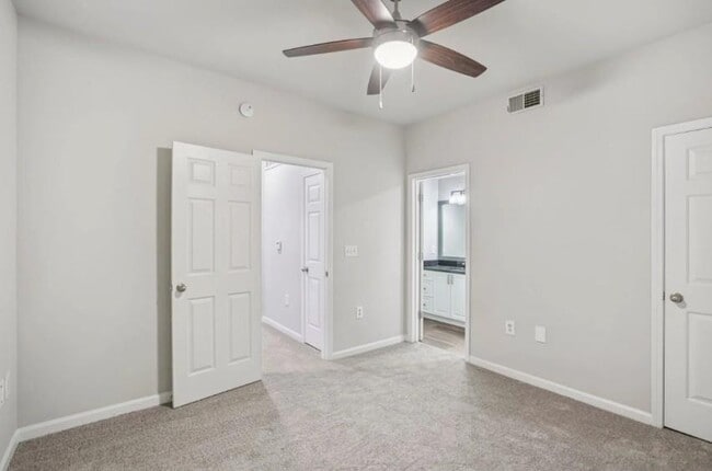 Building Photo - 405 Philip Blvd