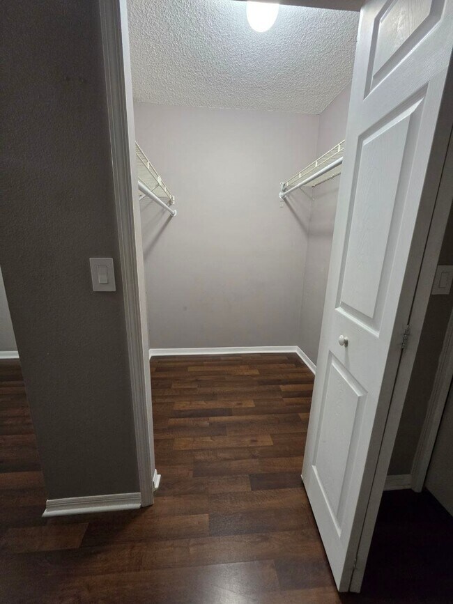 Building Photo - 12324 Gingham Ct