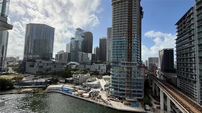 Building Photo - 92 SW 3rd St