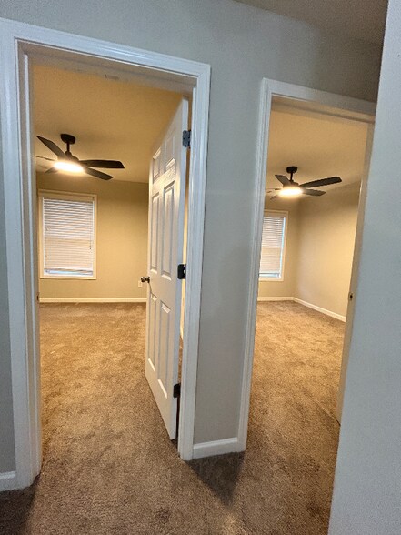 Building Photo - 364 Beynon Terrace