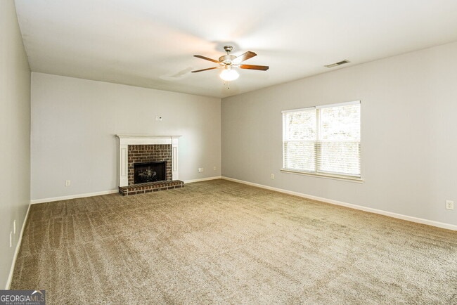 Building Photo - 338 Camellia Way
