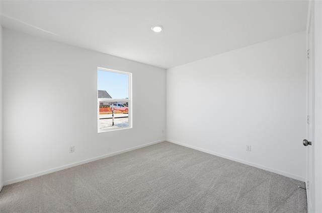 Building Photo - 2040 Shady Oaks Dr