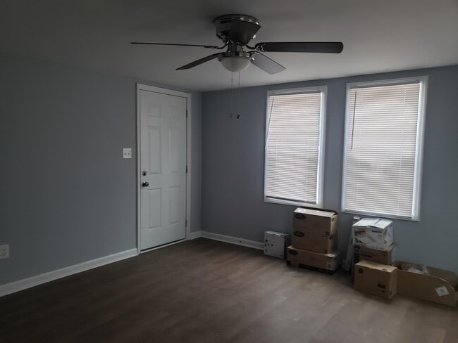 Building Photo - 4514 Sterling St