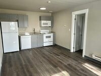 Building Photo - 4278 Grape Dr NE