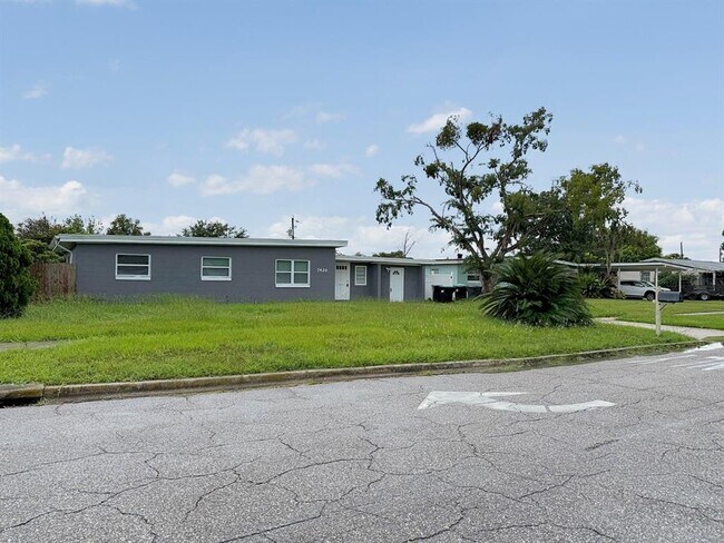 Building Photo - 7420 Langford Way