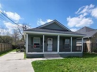 Building Photo - 7820 Corinth St