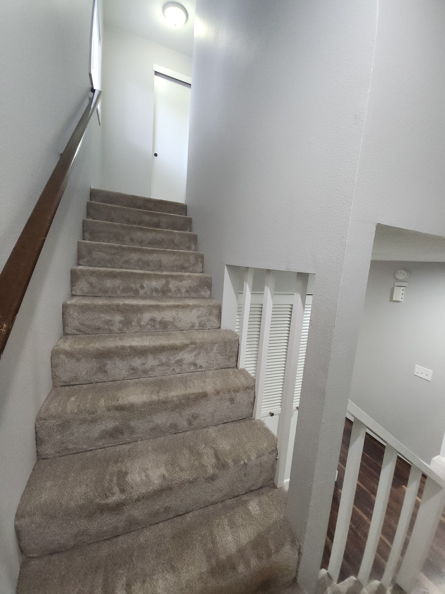 Building Photo - 38 NE 143rd Ave