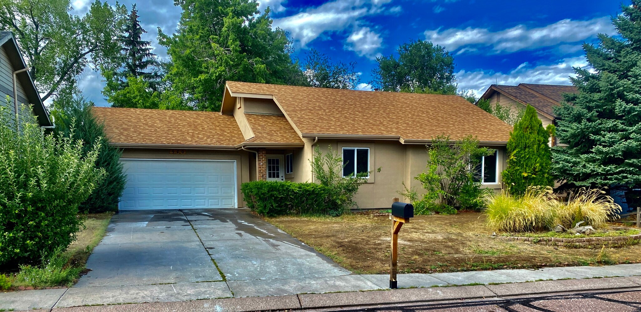 Building Photo - 970 Bayfield Dr
