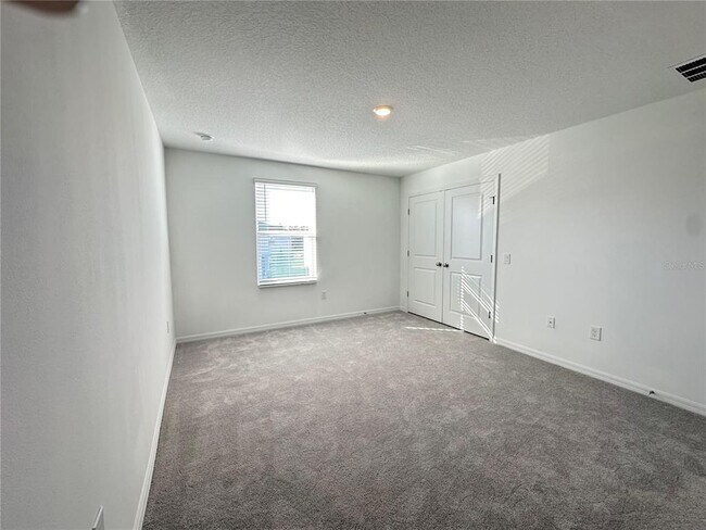 Building Photo - 3030 Skyline Lp