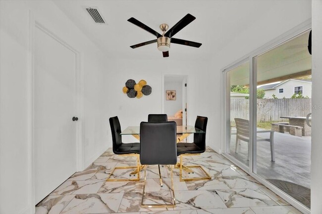 Building Photo - 5108 Avignon Ct