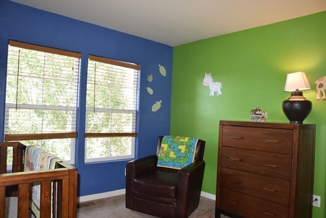 Building Photo - 3 bedroom 2 bath near golf course