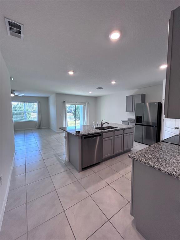 Building Photo - 2775 Sunnyvale St