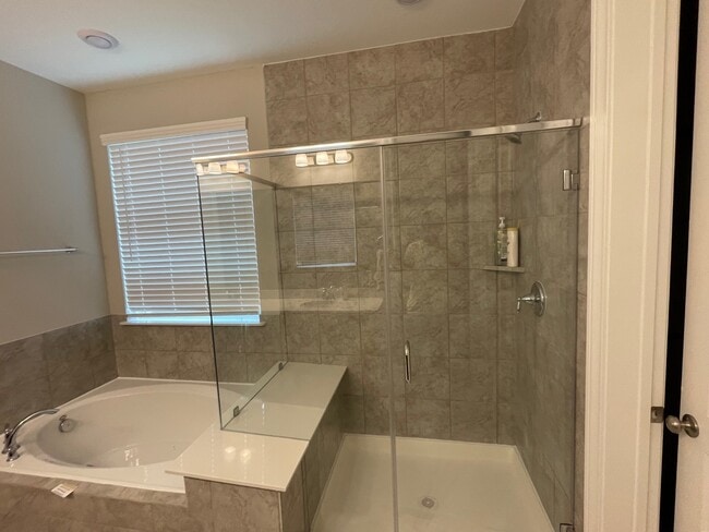 Building Photo - 2216 Gadwall Ct