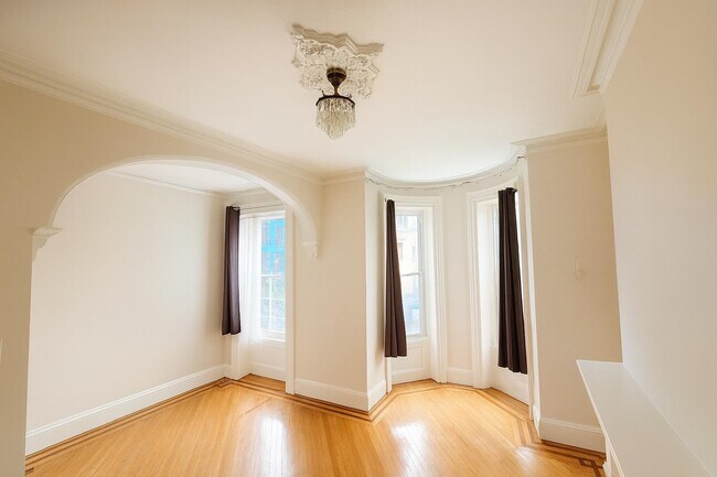 Building Photo - 701 Bergen Ave