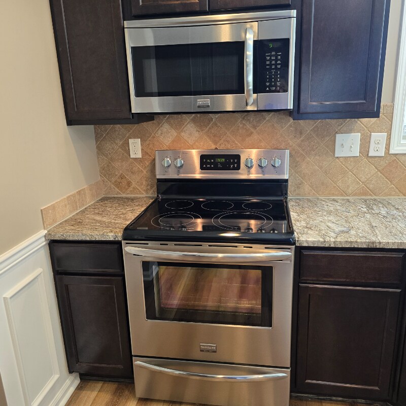 Building Photo - 95 Brookford Way