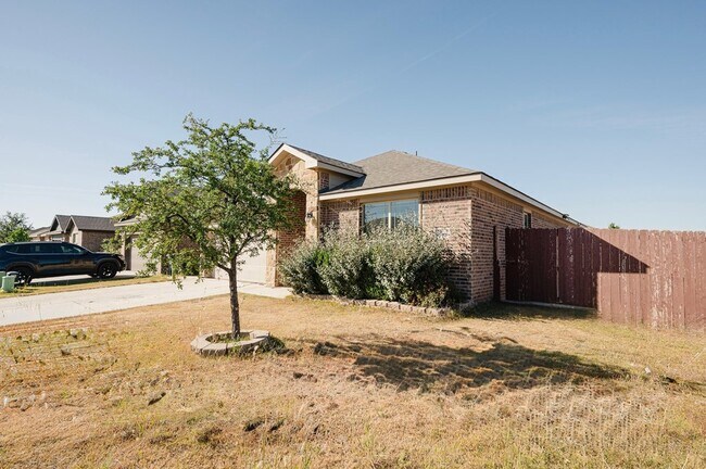 Building Photo - 6919 Kate Reed Dr