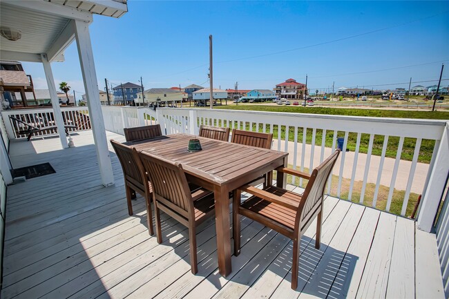 Building Photo - 81 Santar Loop