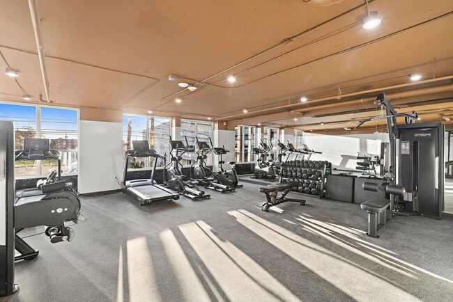 Building Photo - 1 Mallory Ave