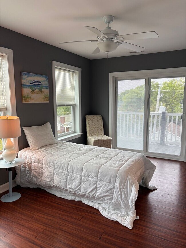 Building Photo - KIL5005-BH