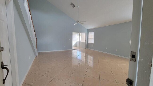 Building Photo - 2467 Quail Run Blvd N