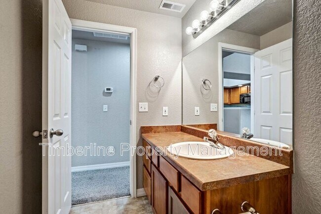 Building Photo - 4880 Kerry Lynn View