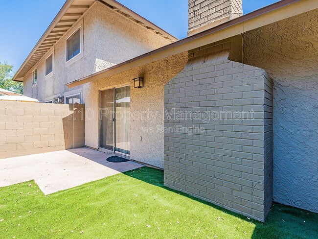 Building Photo - 1266 N 85th Pl