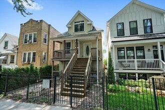 Building Photo - 4614 N Springfield Ave