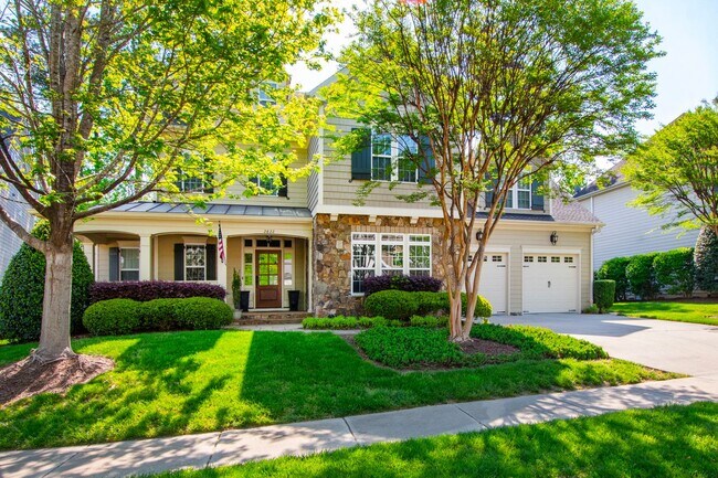 Building Photo - Elegant 5 bedroom home in Bedford!