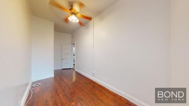 Building Photo - 303 W 106th St