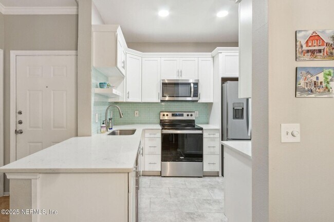 Building Photo - 160 Veracruz Dr