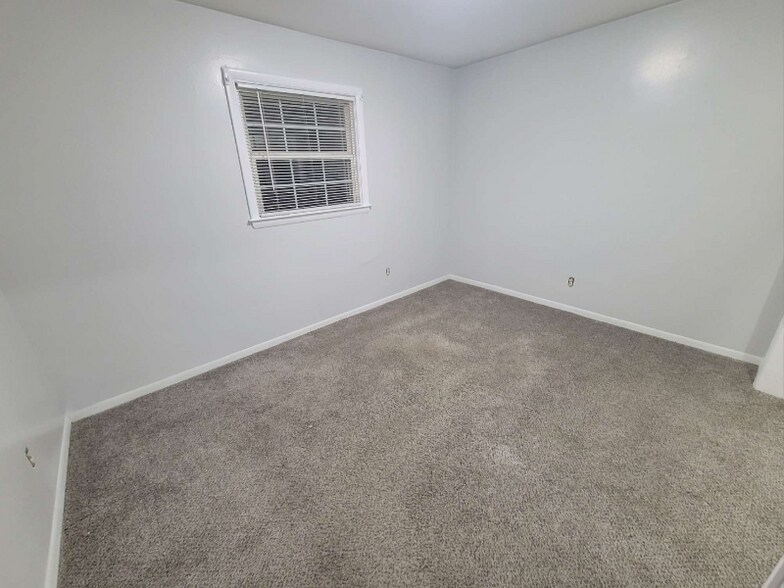 Building Photo - 4252 Postema Ct