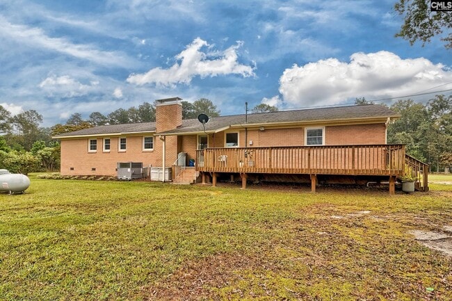 Building Photo - 221 Crooked Creek Rd