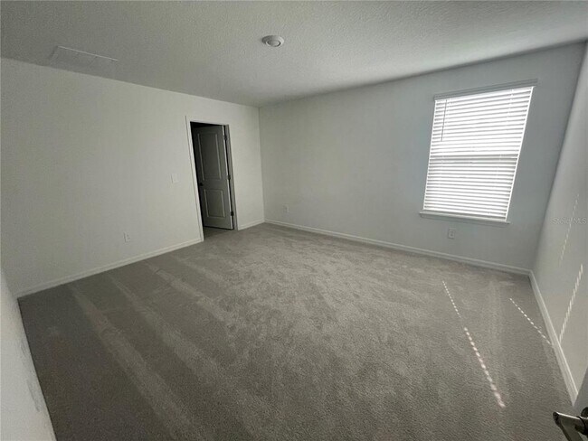 Building Photo - 9645 Carabiner Wy