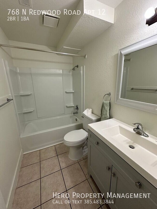 Building Photo - 768 N Redwood Rd