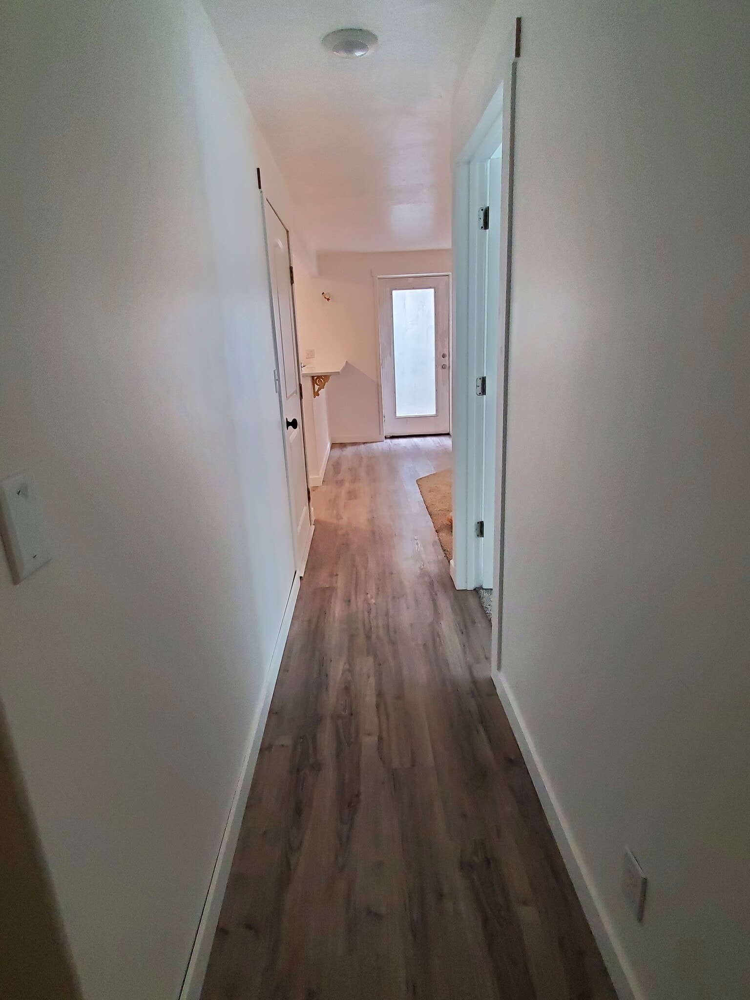 Hallway - 3330 E Baywater