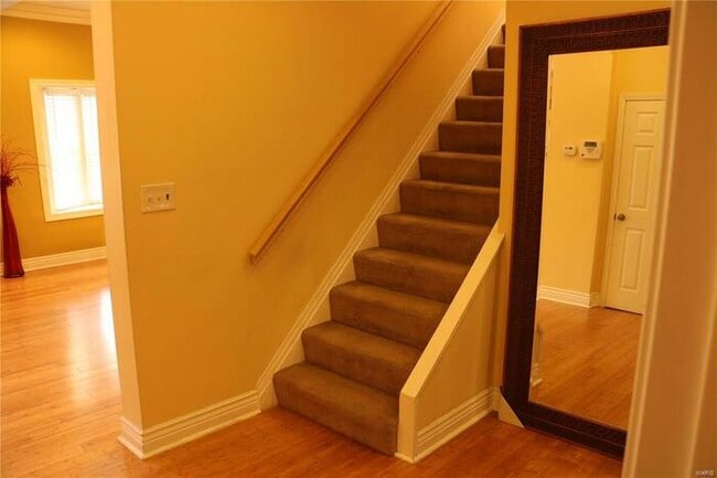 Building Photo - Fantastic 4bd/4ba home! Let yourself in!