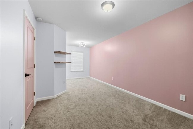 Building Photo - 5038 Longview Walk