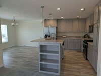 Building Photo - 52546 Elmcrest Ct