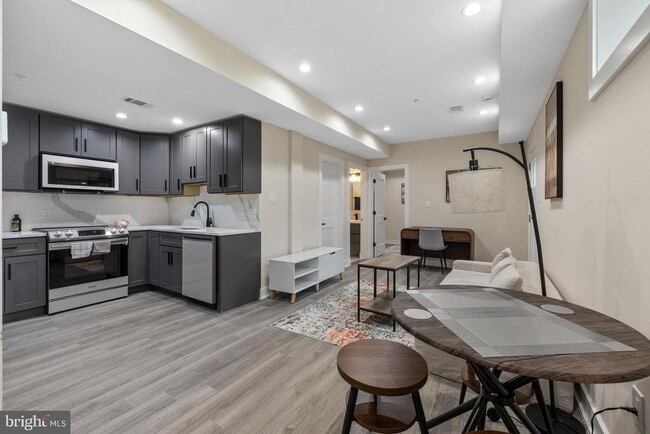 Building Photo - 3517 14th St NW