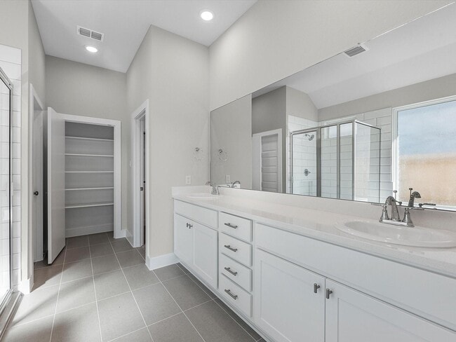 Building Photo - 31807 Pecan Mdw Ln