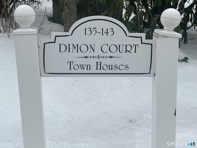 Building Photo - 139 Oldfield Road