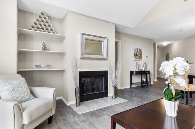 Building Photo - East Ponce Village