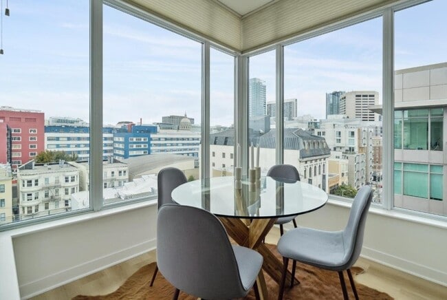 Building Photo - 55 Page St