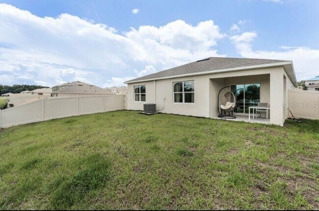 Building Photo - 2709 Cedar Rdg Ct