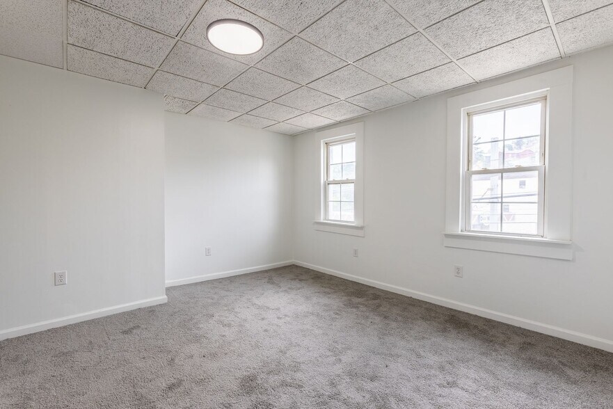Building Photo - 1126 Arlington Ave